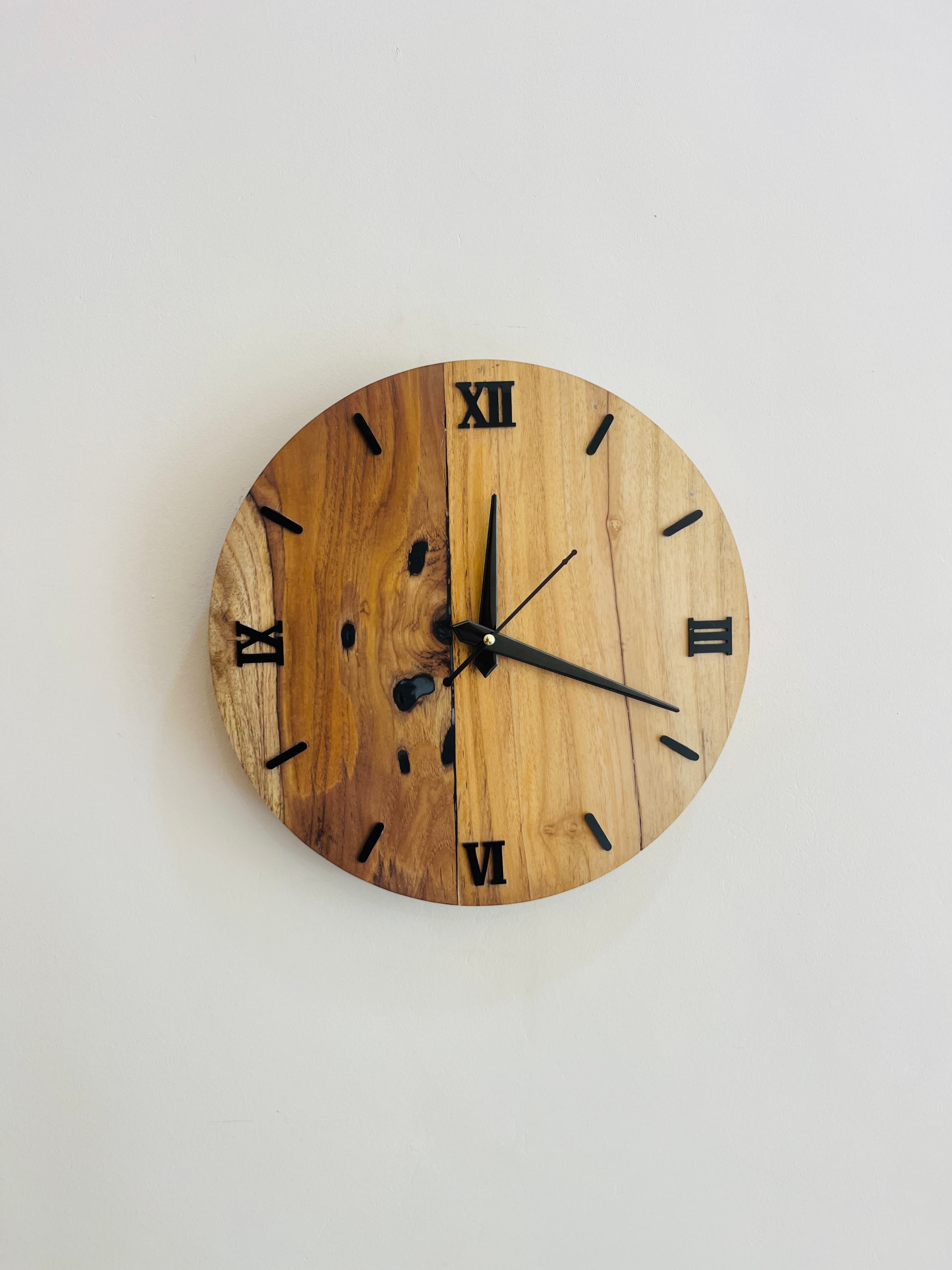 Modern epoxy clock with photo preservation